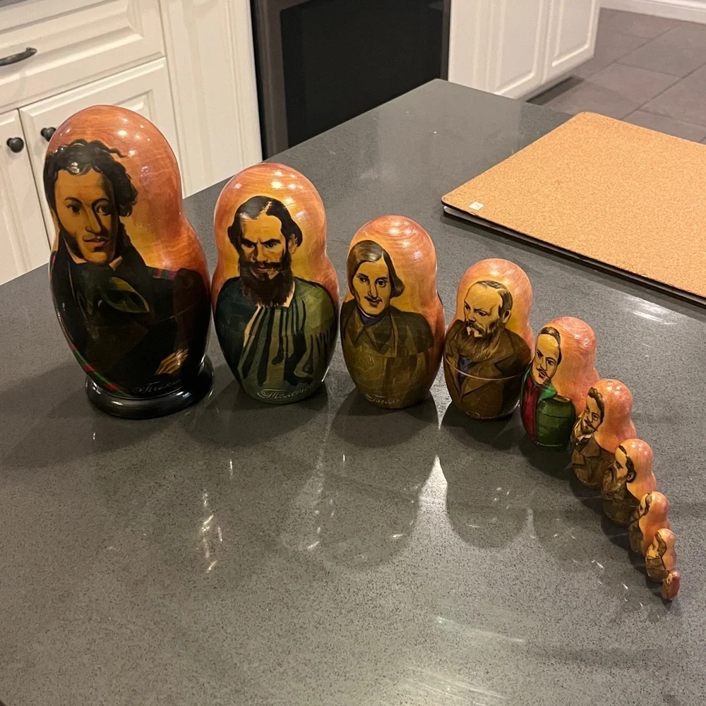 Matryoshka Russian Authors Vintage/Signed Rare 1995 Nesting Doll Set of 10-Rare - Picture 4 of 17